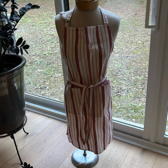 NWOT Williams Sonoma apron - Picture 1 of 7
